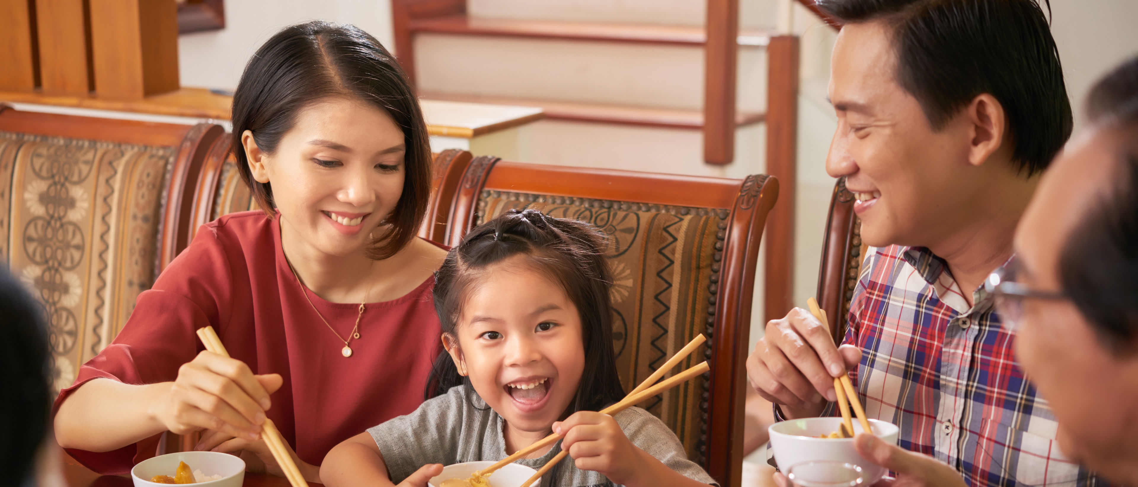 Family enjoys food together