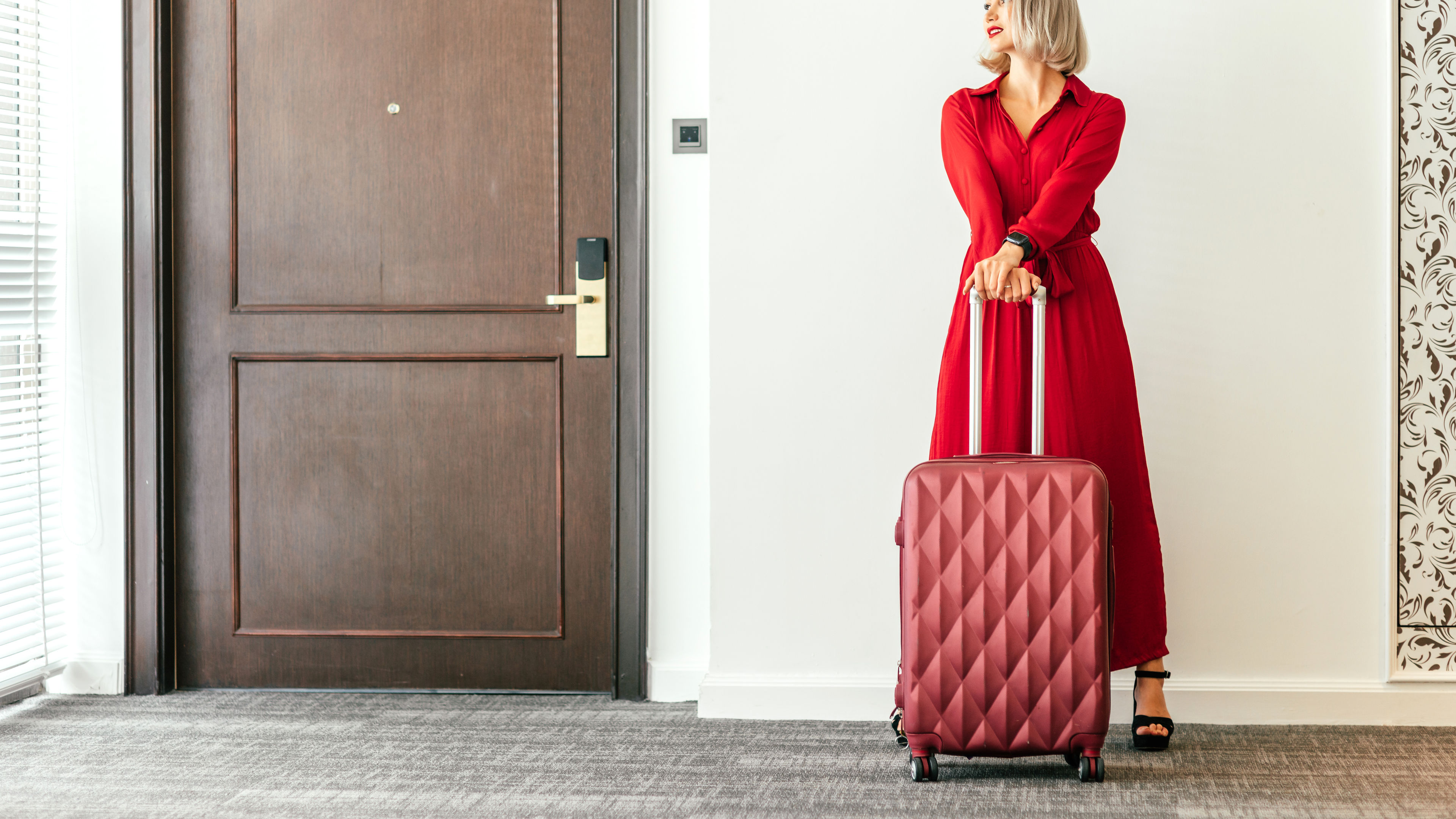 Image of an Attractive woman in a business hotel 